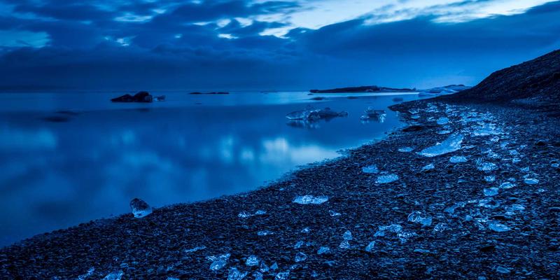 红唇56：从护肤基底到妆容灵魂的进阶美学