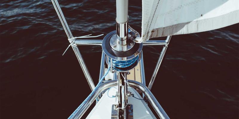 红唇与东方美学：从古典朱唇到现代口红的千年演变与护肤评测