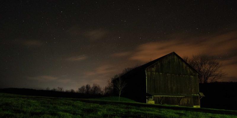 红唇与男性美妆：打破性别界限的口红使用技巧与热门产品评测